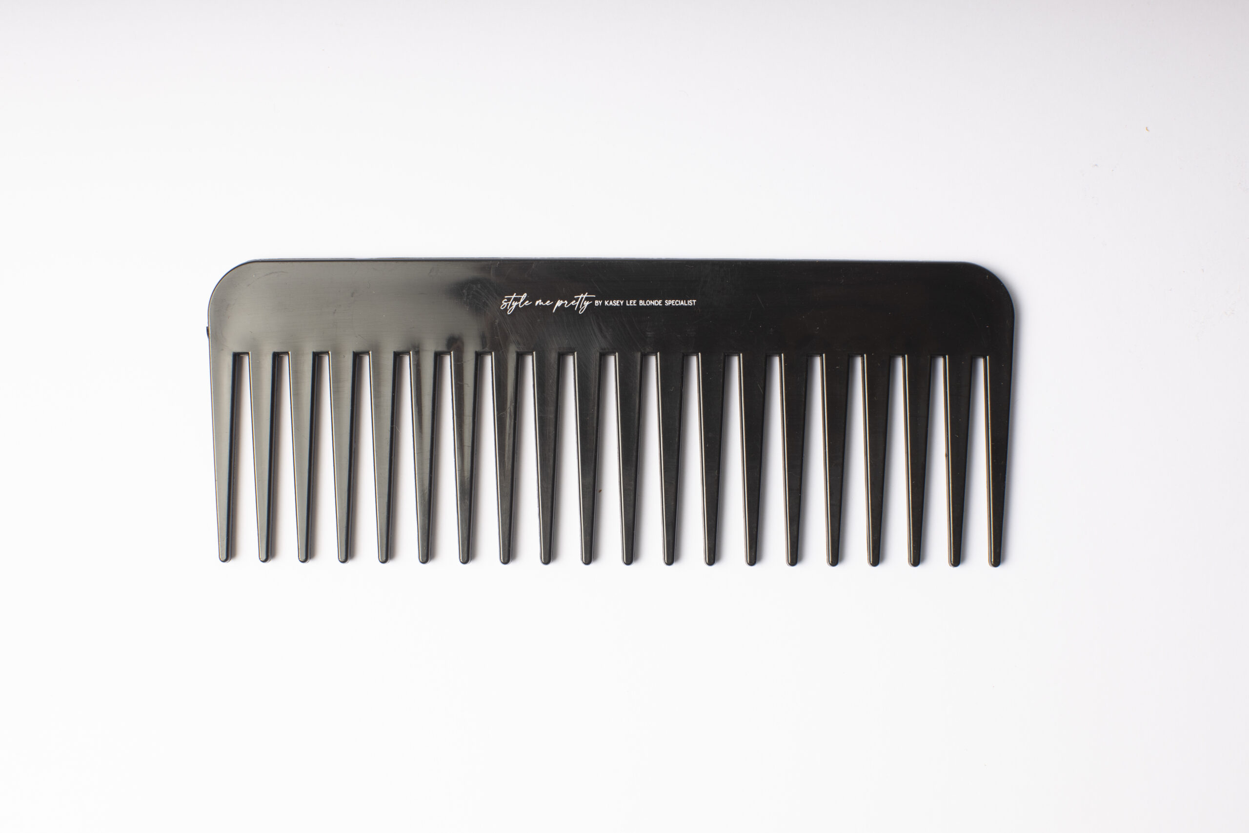 STYLE ME PRETTY COMB BLACK